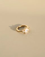 Princess Clicker Ring liegt in der Sonne